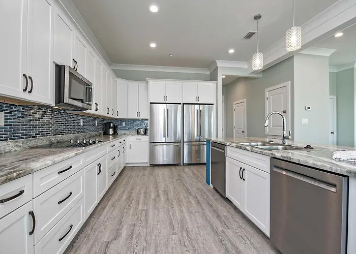 Zeke's Retreat 5 Bedroom Lockout Holiday home Gulf Shores