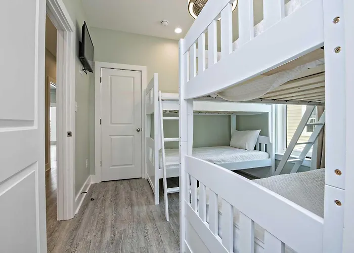 Zeke's Retreat 5 Bedroom Lockout Holiday home *